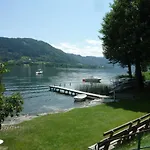 Johannes Seeblick Haus Haensel Gretel Am Ossiachersee Mit Direktem Seezugang Und Hallenbad *