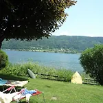 Johannes Seeblick Haus Haensel Gretel Am Ossiachersee Mit Direktem Seezugang Und Hallenbad * Steindorf am Ossiacher See