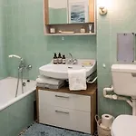 Johannes Seeblick Haus Haensel Gretel Am Ossiachersee Mit Direktem Seezugang Und Hallenbad *