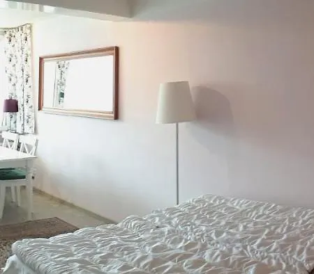 Apartment Seeblick Johannes Im Haus Hänsel Gretel Direkt Am Ossiachersee Stiegl