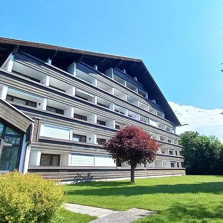 Seeblick Johannes Im Haus Hänsel Gretel Direkt Am Ossiachersee