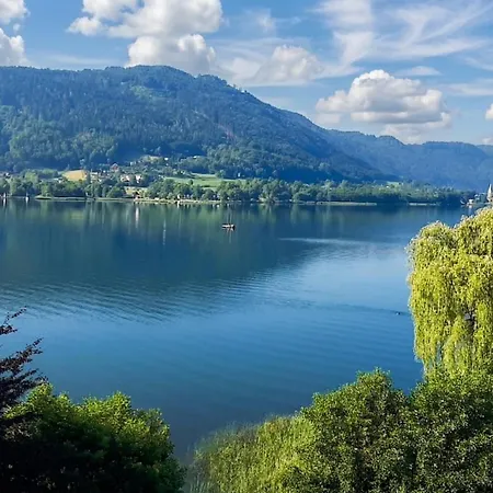 Johannes Seeblick Haus Haensel Gretel Am Ossiachersee Mit Direktem Seezugang Und Hallenbad アパート